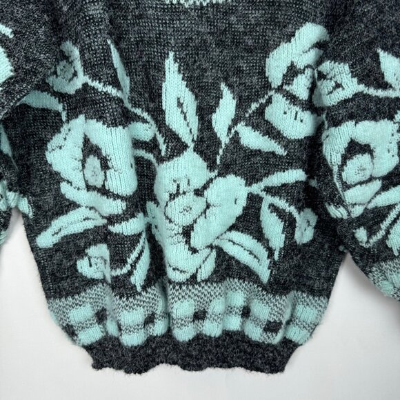 Vintage Arielle Grandmacore Granny Chic Floral & Checkered Cozy Knit Sweater Mad - Picture 5 of 7